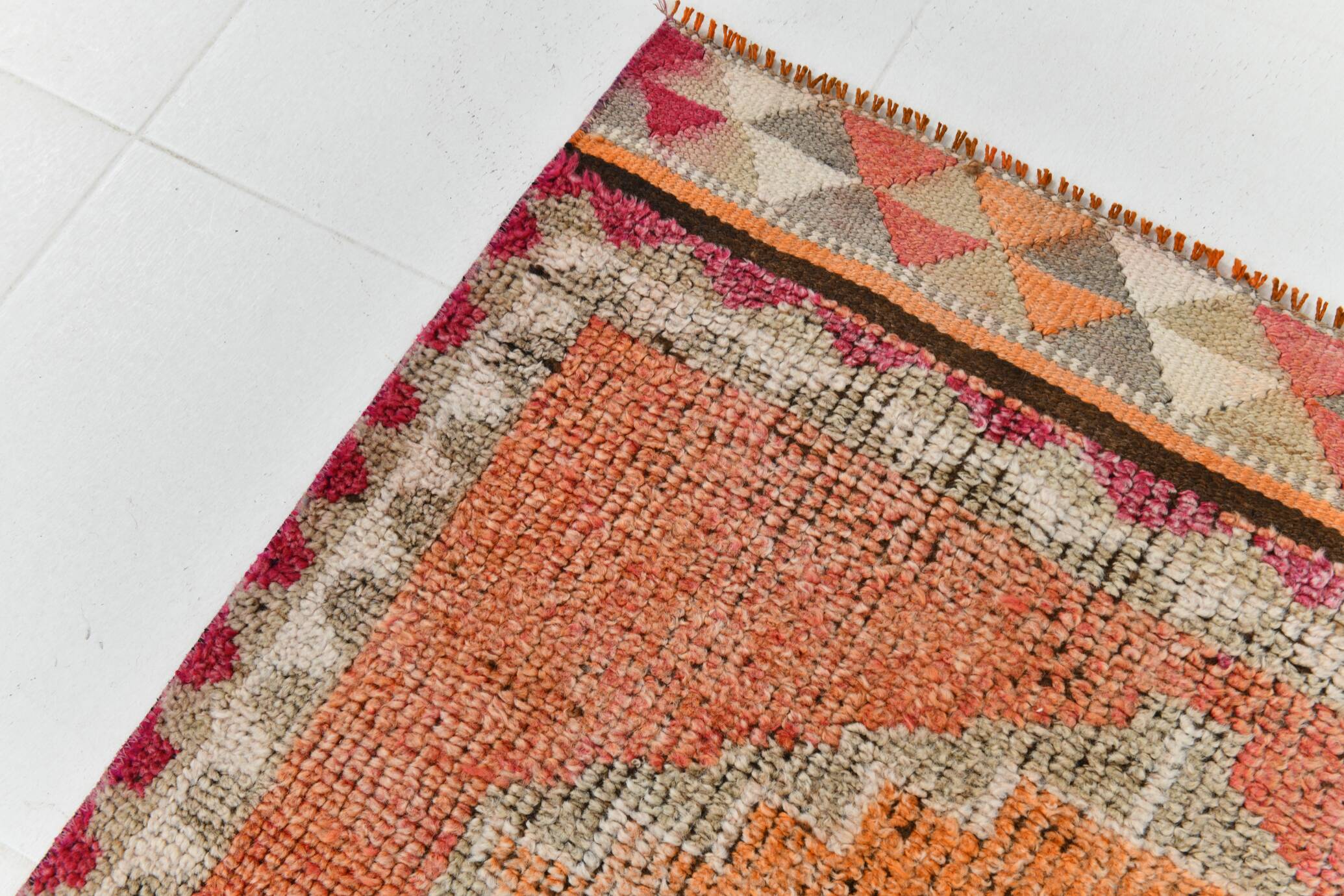 3x10 Pumpkin Orange & Pink Turkish Runner Rug, 96x309Cm