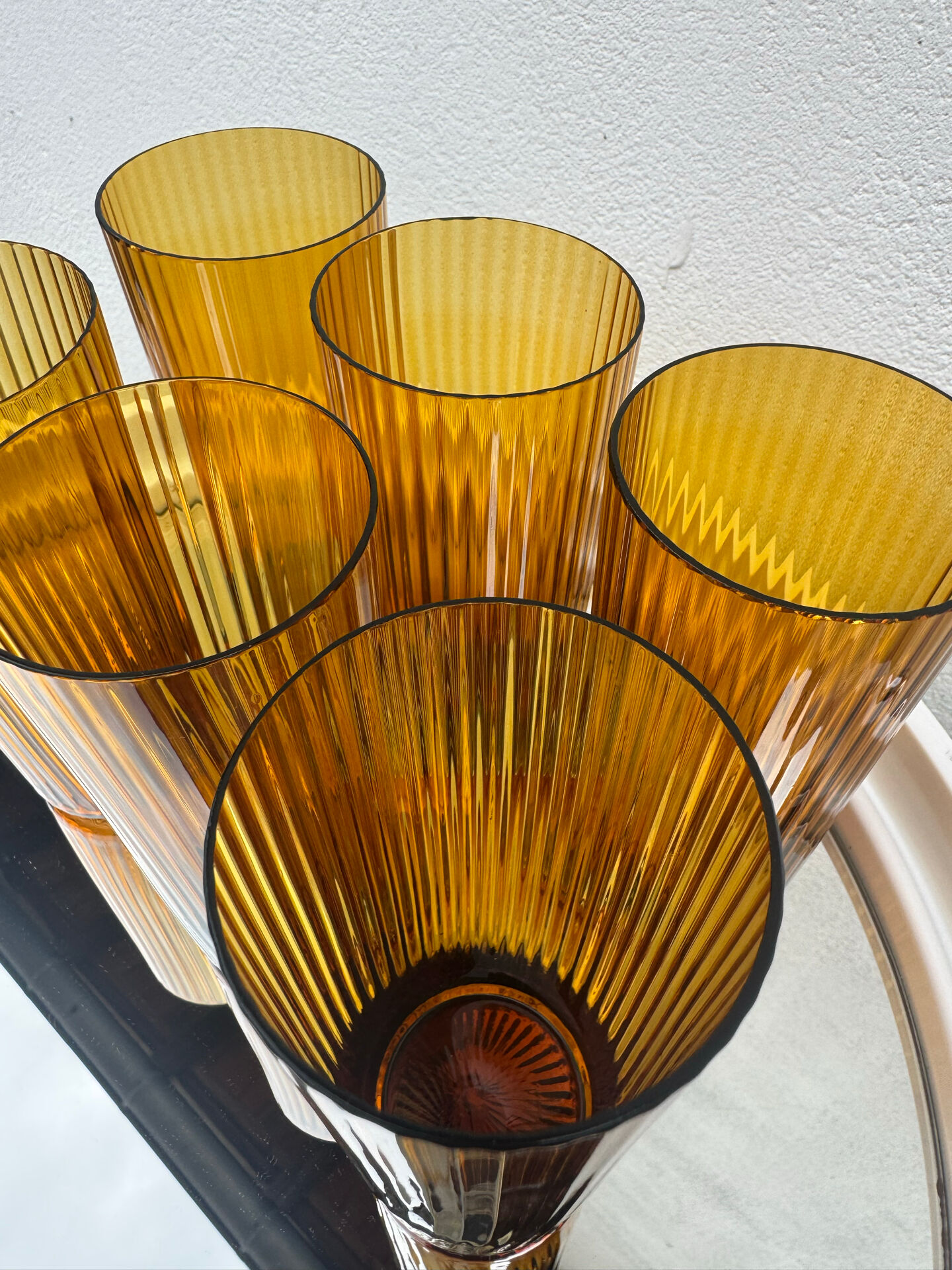 Verres ambrés soufflés années 60