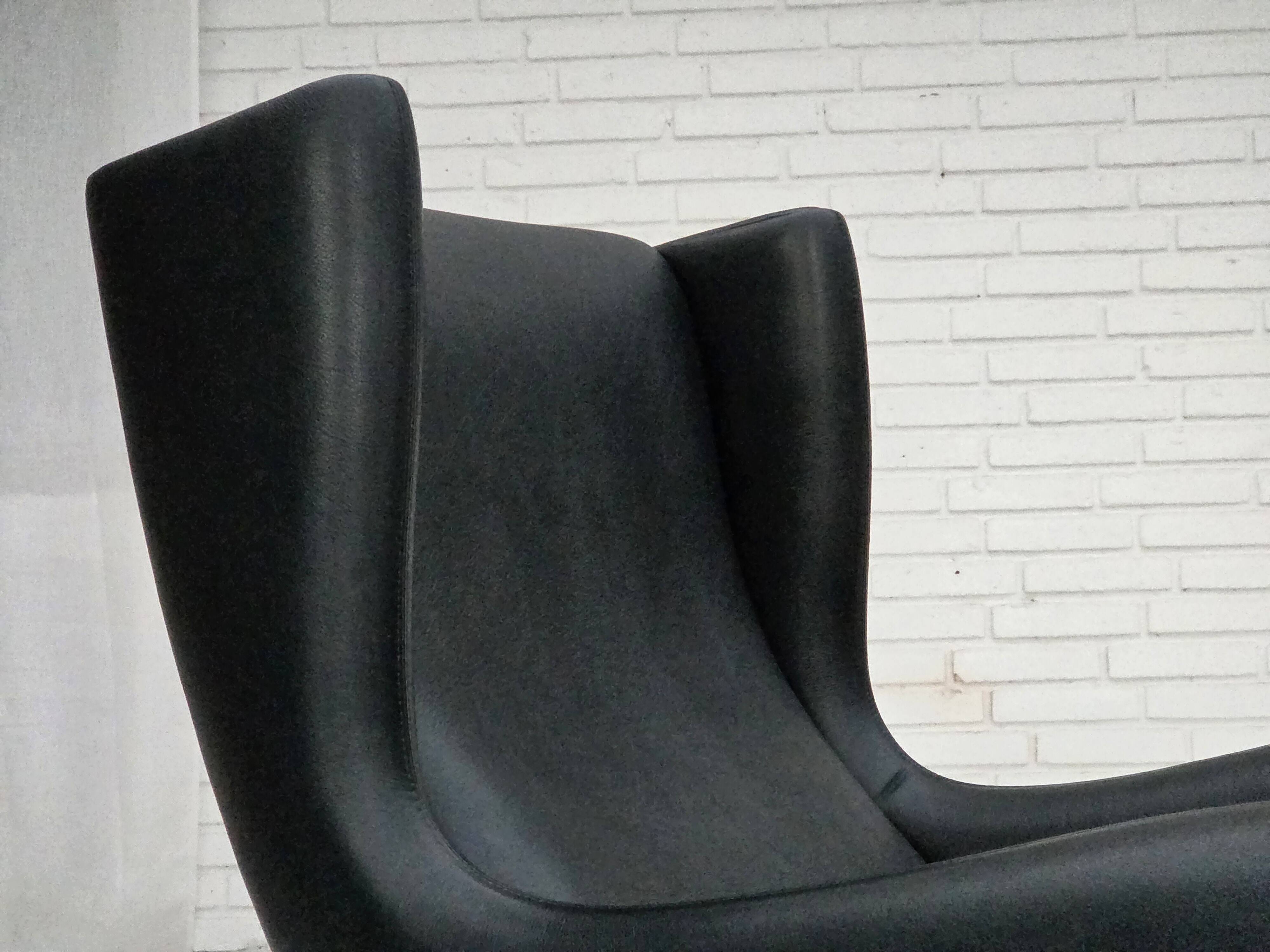 1960s, Danish design by Illum Wikkelsø, armchair, model 110, leather, teak.
