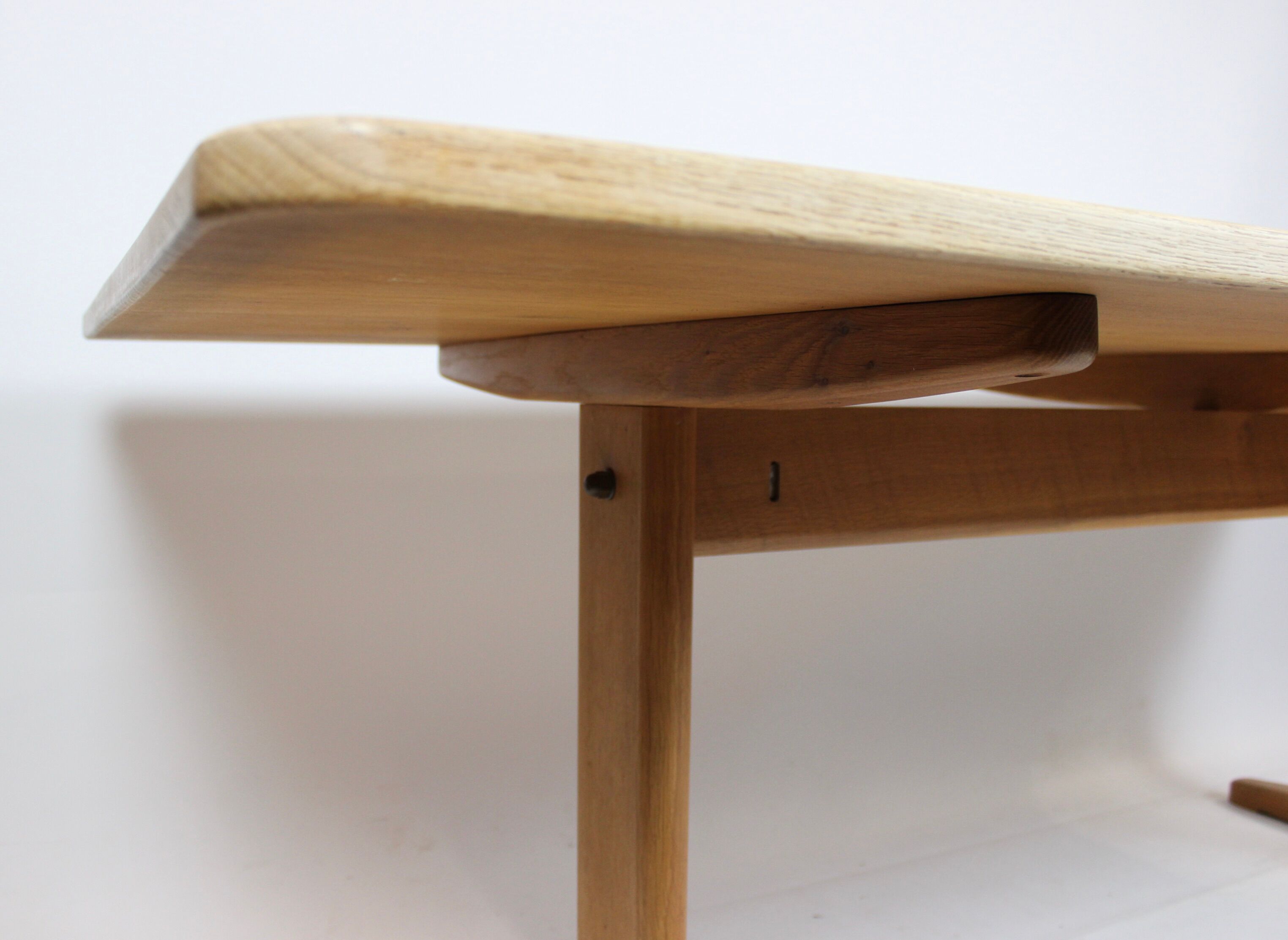 Table à manger Shaker, modèle C18 conçu par Børge Mogensen