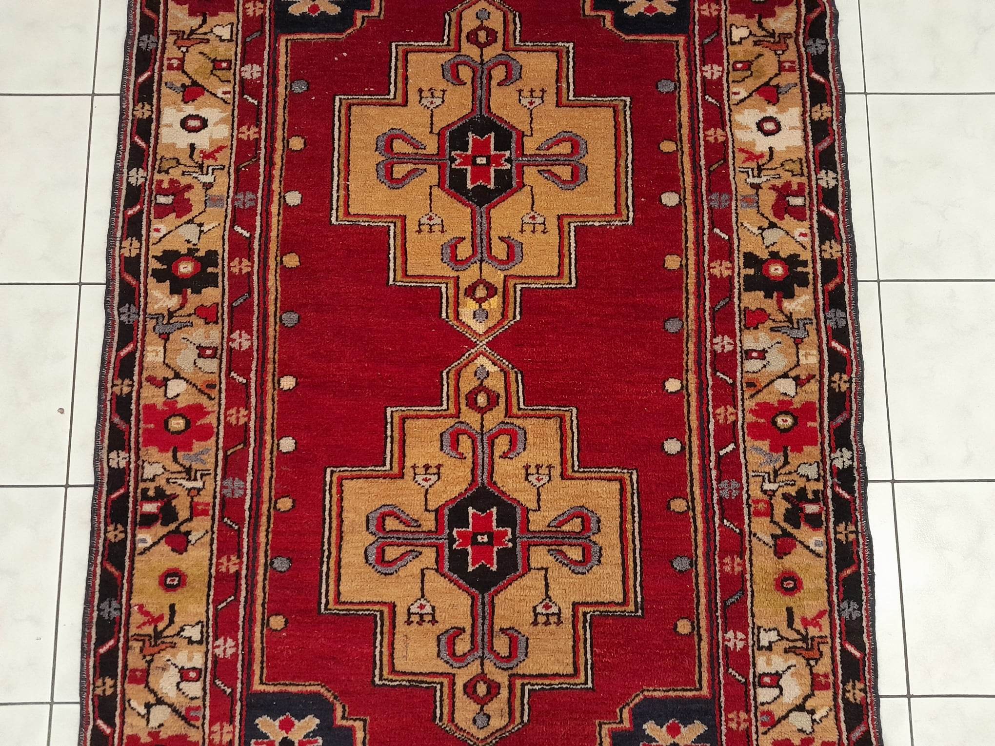 Anatolian Yahyahli rug 247x125cm