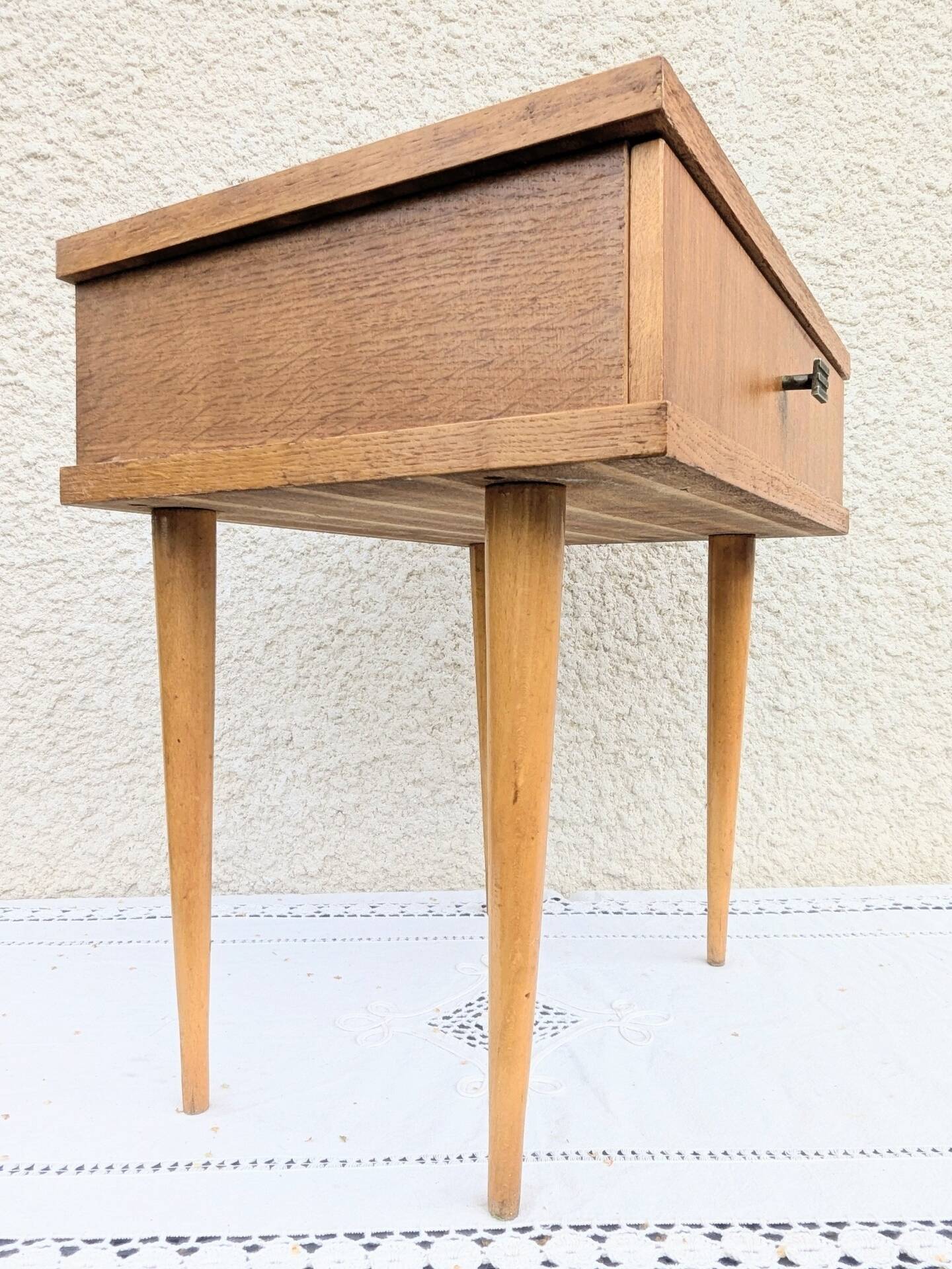 Vintage 50s 60s Minimalist Mid Century Bedside Table