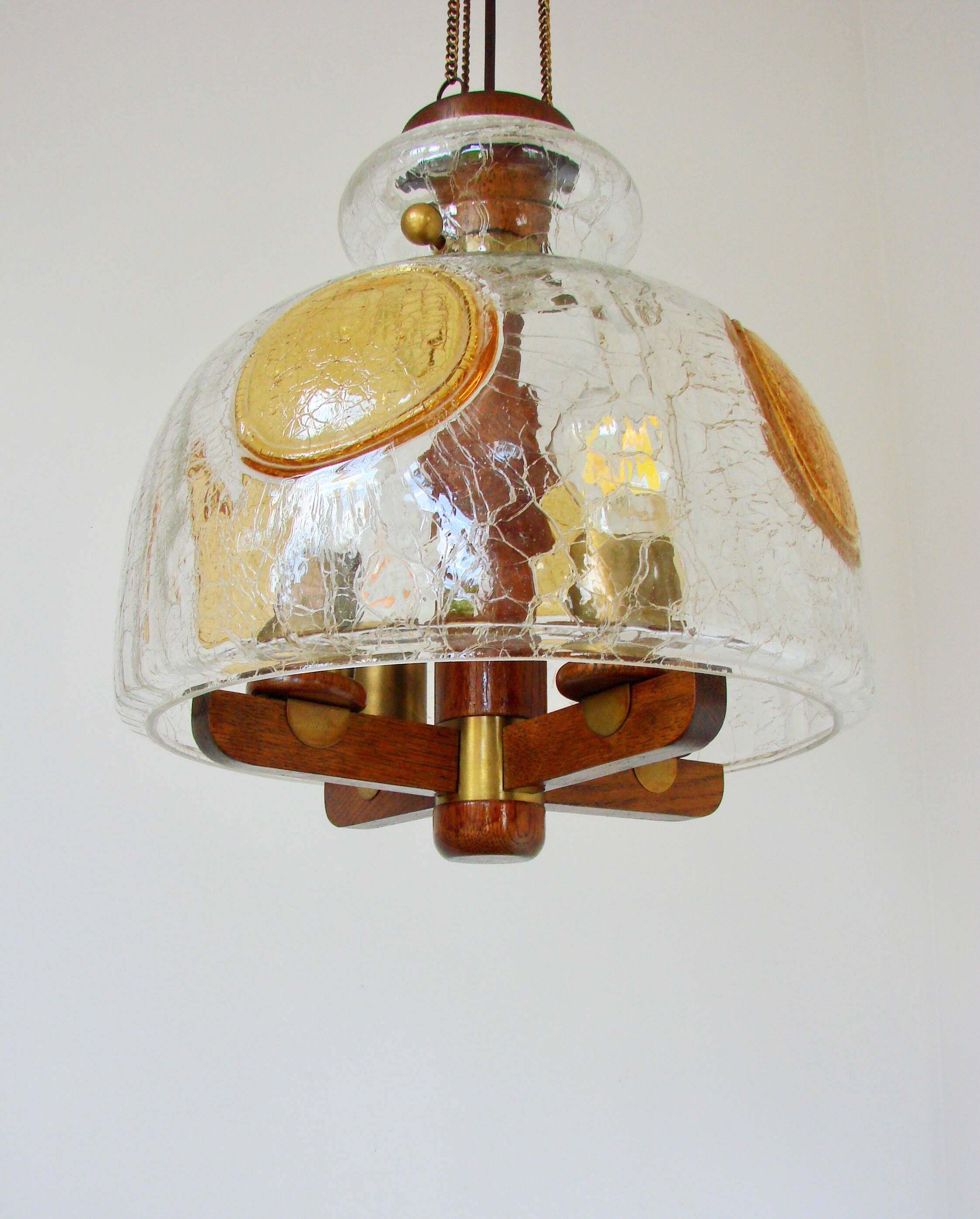 A modernist pendant light, 1970s.