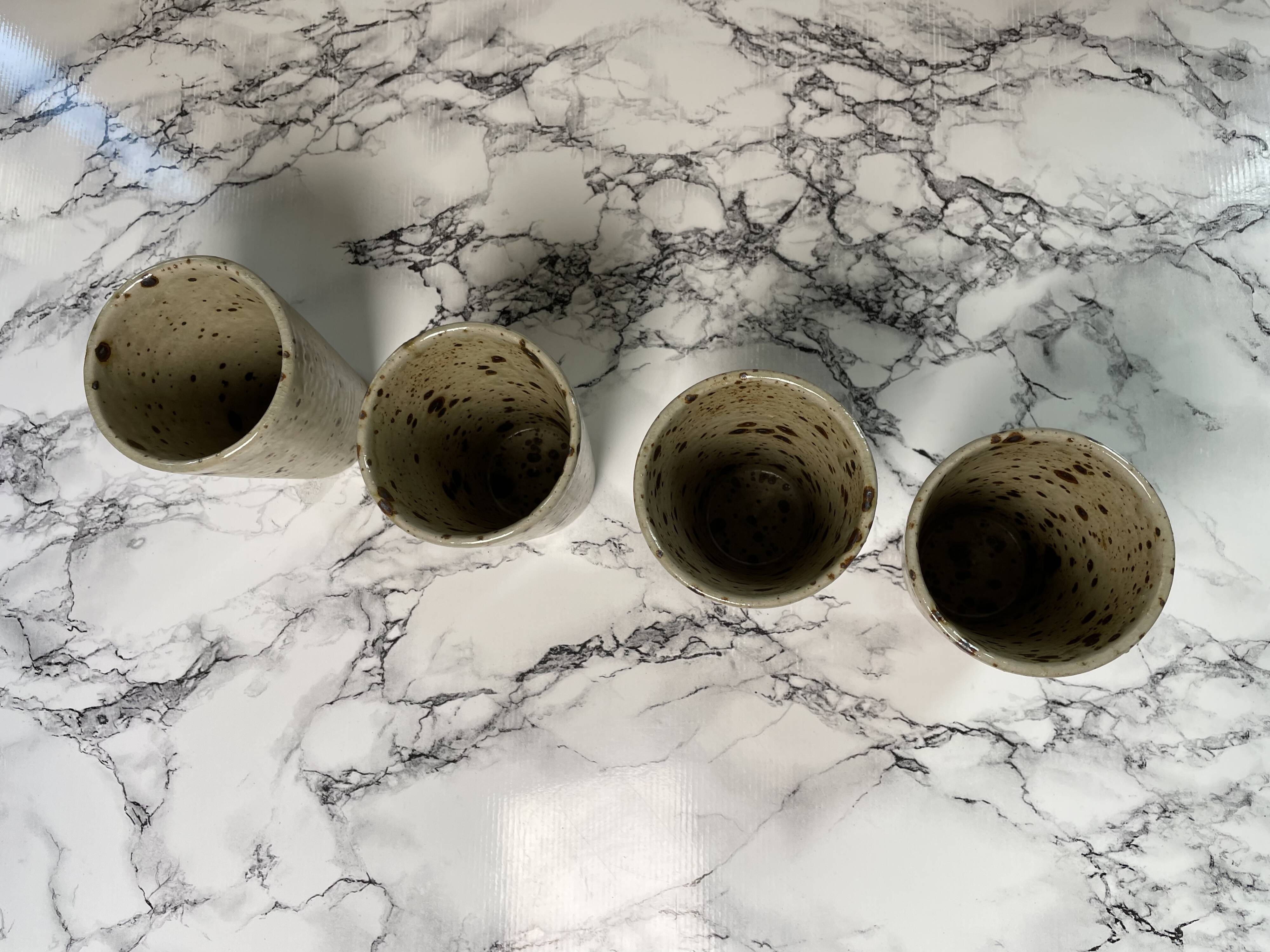 Beige pyrite stoneware mugs