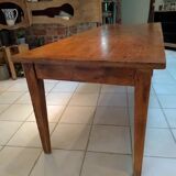 Farm table