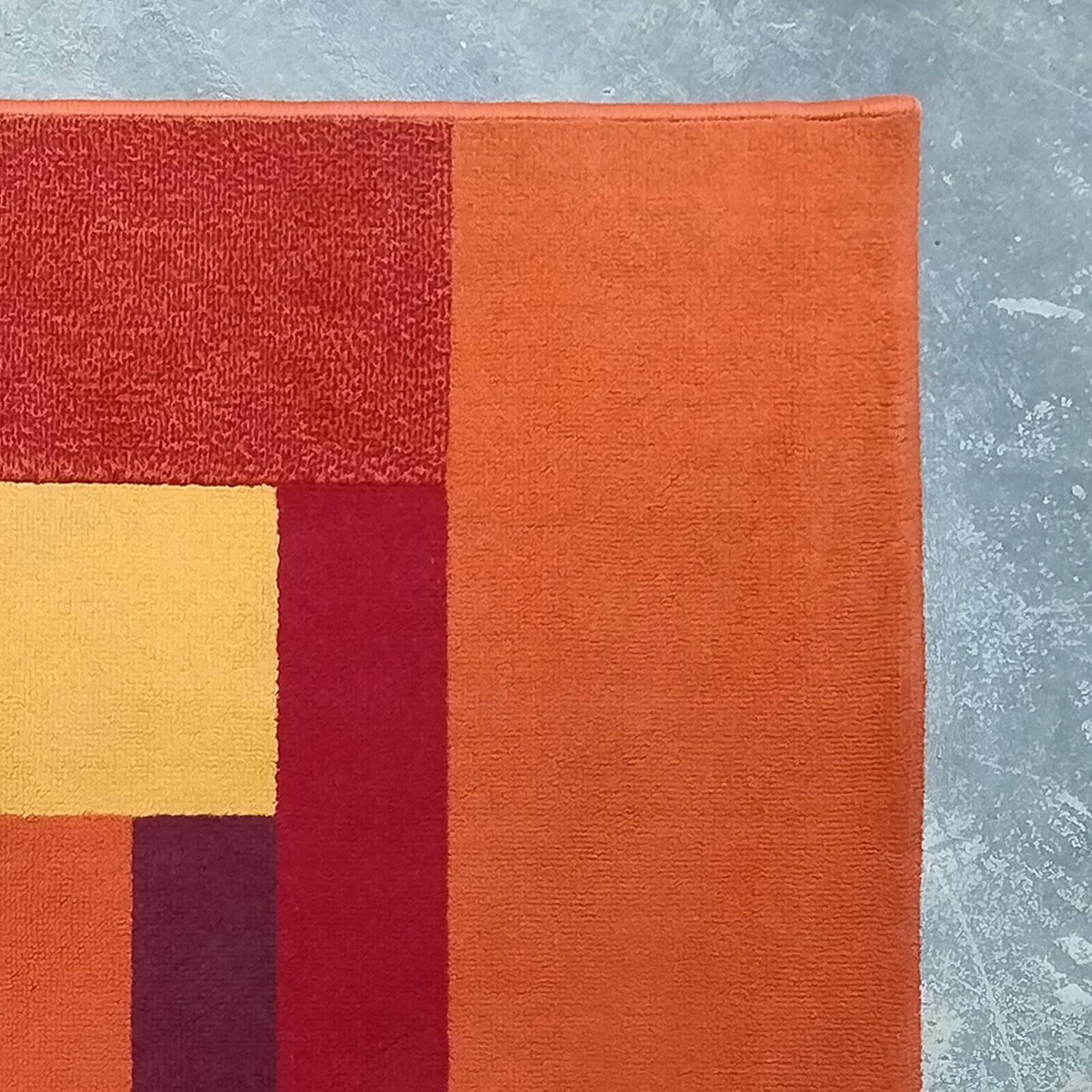 1970s Stunning Geometric Space Age Rug in Wool. Made in Italy