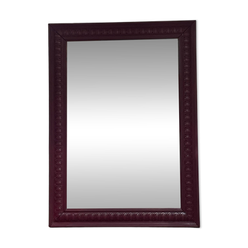 Grand miroir ancien mouluré lie-de-vin / prune (101 x 74 cm)