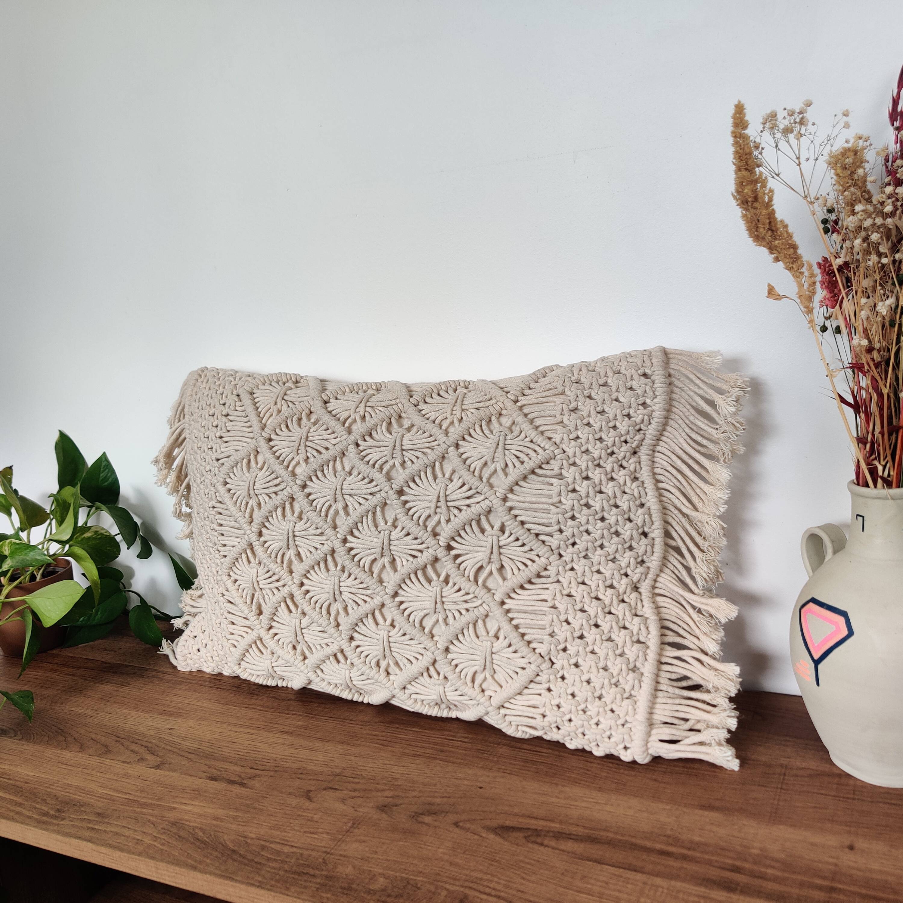 Beige braided macrame cushion 30x50 cm