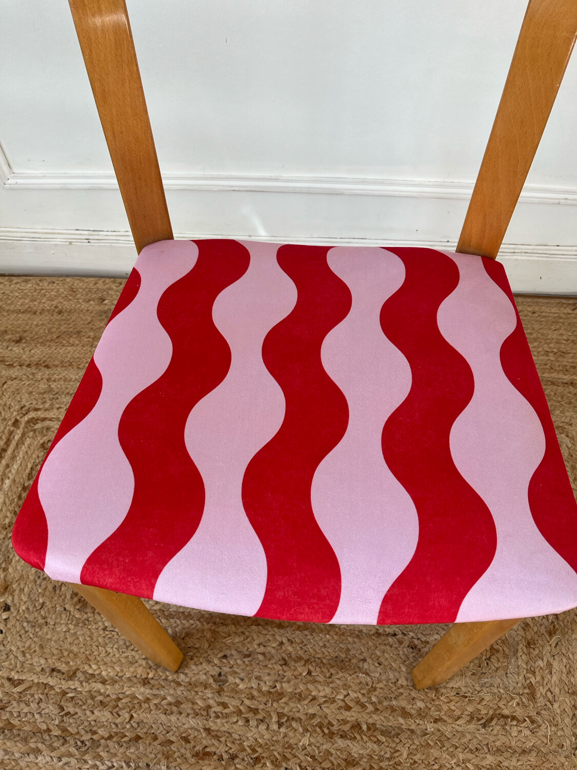 Paire de chaises en orme, années 1970