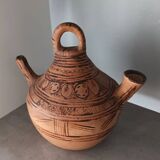Ancienne poterie berbère gargoulette.