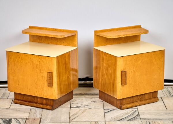 Ensemble de deux tables de nuit Art Déco par Jindřich Halabala, années 1960, Tchécoslovaquie