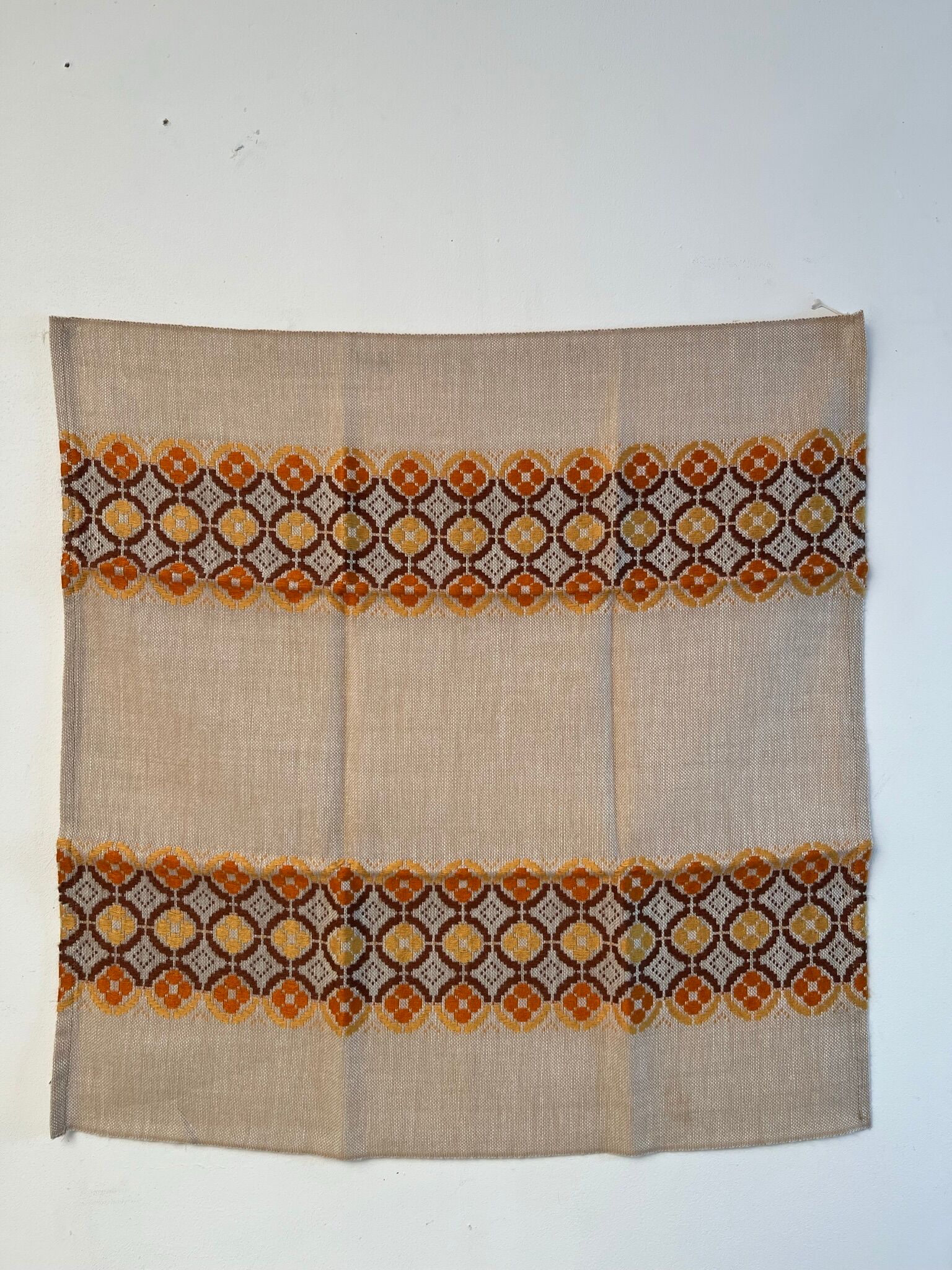 Set of 11 napkins motifs from the seventies 70s