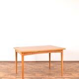 Table à manger extensible en teck danois du milieu du siècle, années 1960.