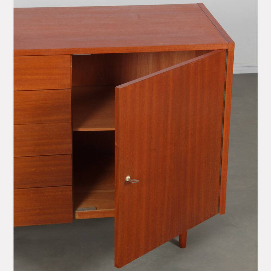 Commode en bois produite par Drevozpracujici podnik, 1960