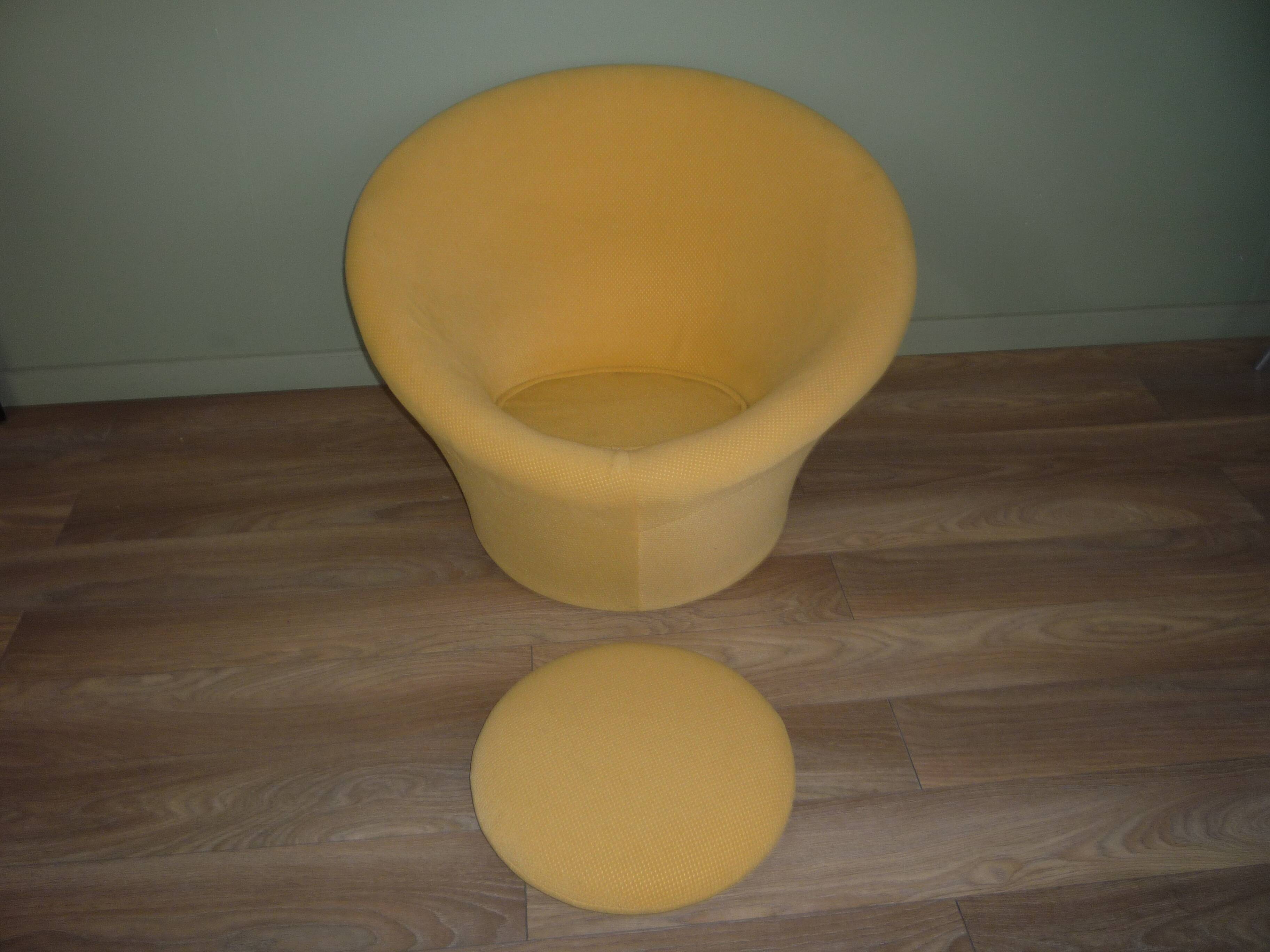 Pierre Paulin's mushroom armchair edited by Artifort