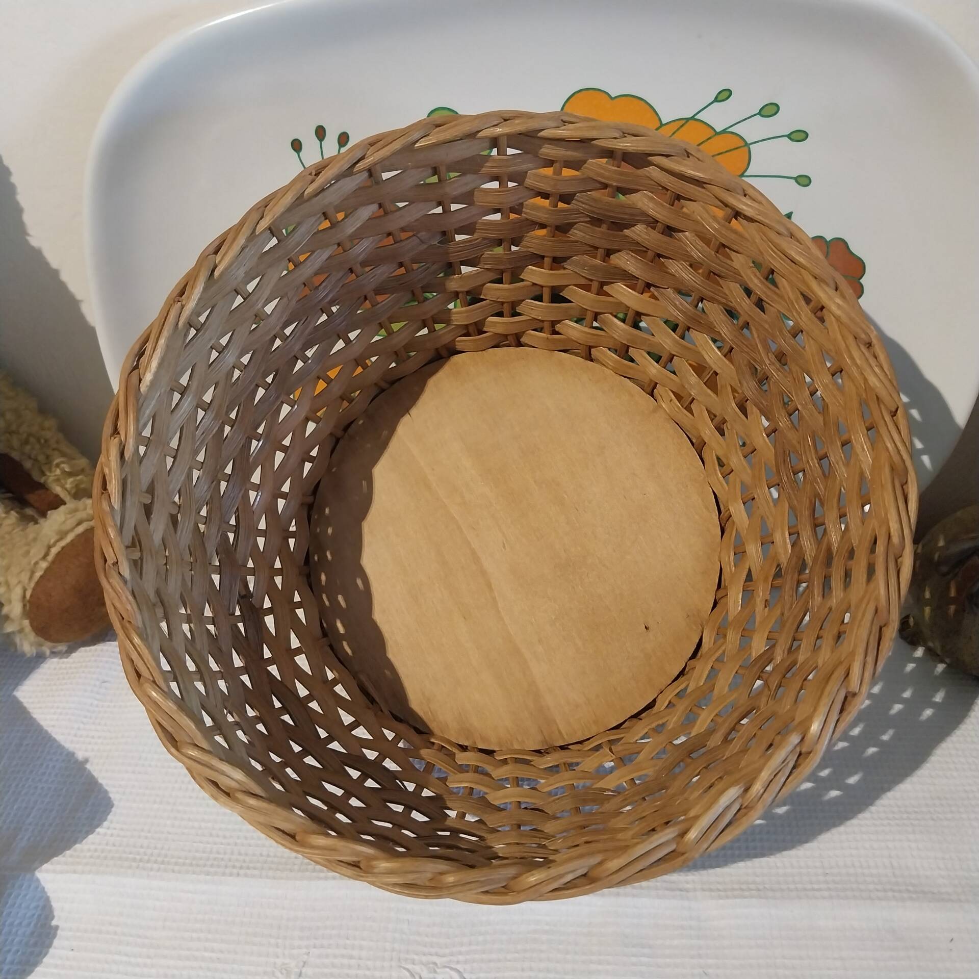 Vintage wicker basket from the 70s.