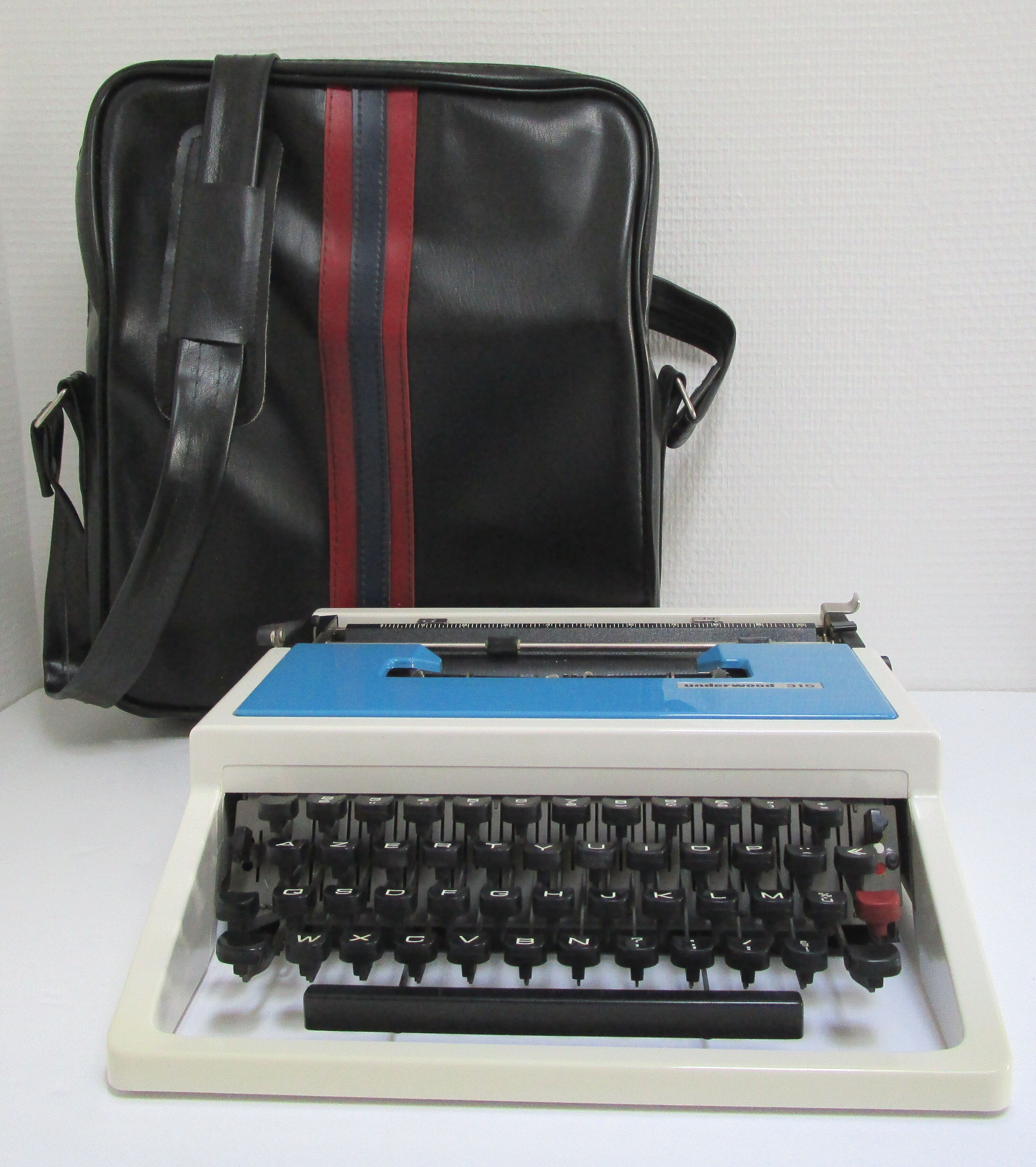 Machine à écrire Underwood 315