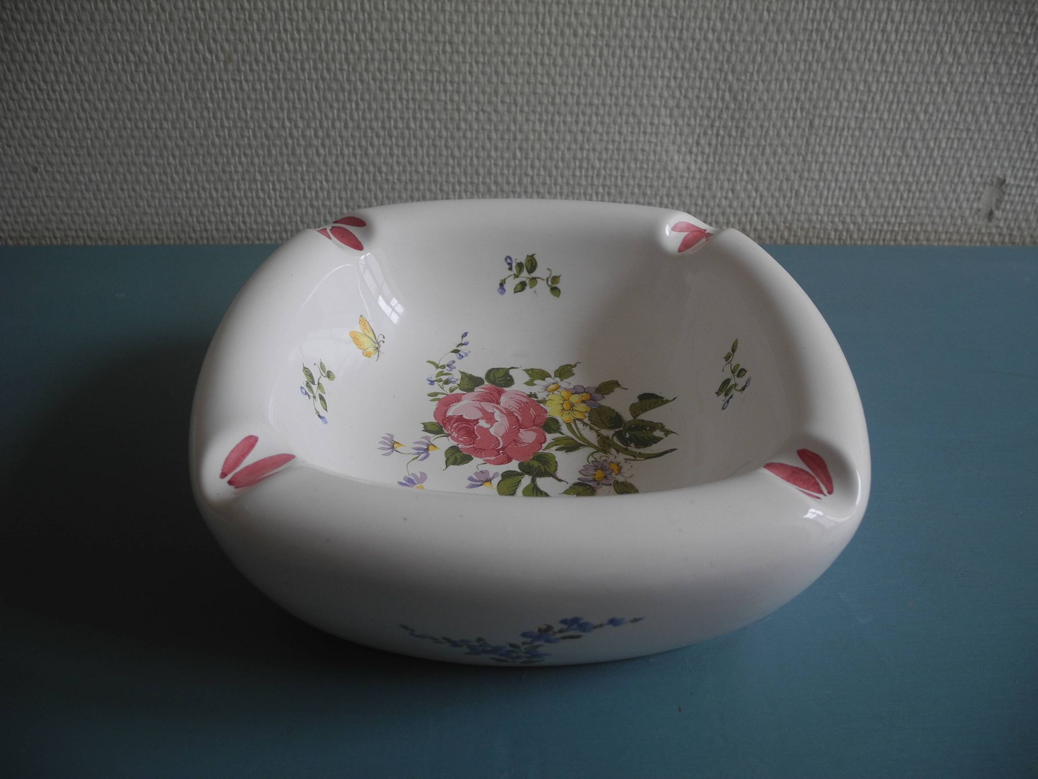large ceramic vintage decorative French ashtray