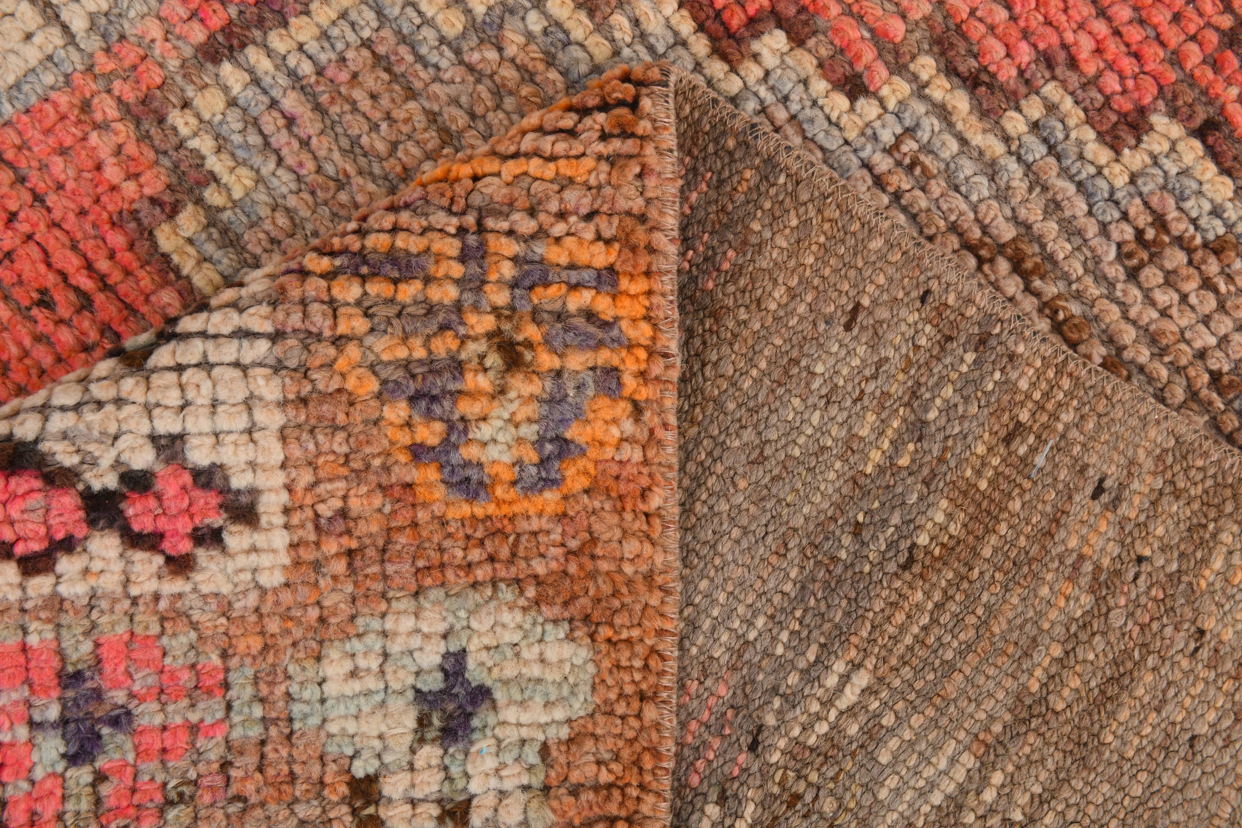 Tapis de couloir oriental vintage rose