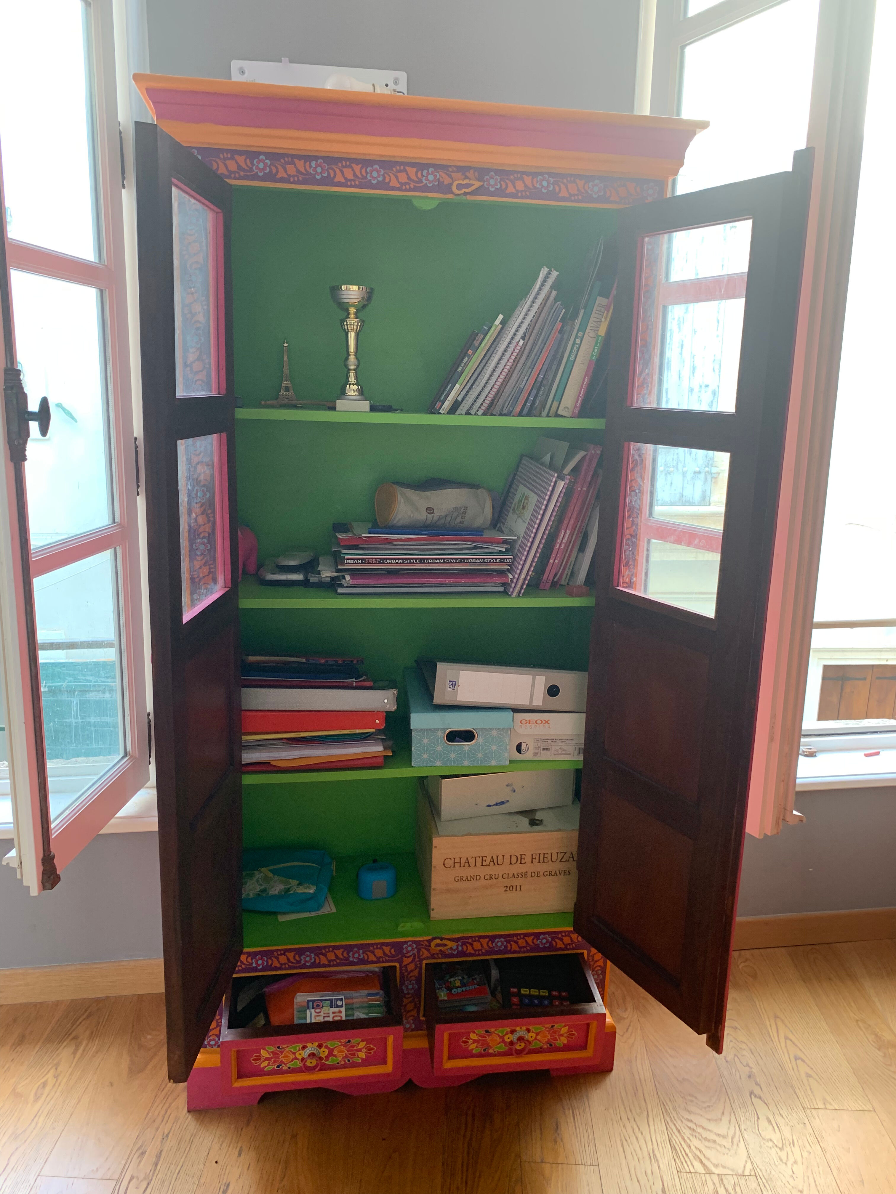 Mango cabinet maisons du monde series trailers