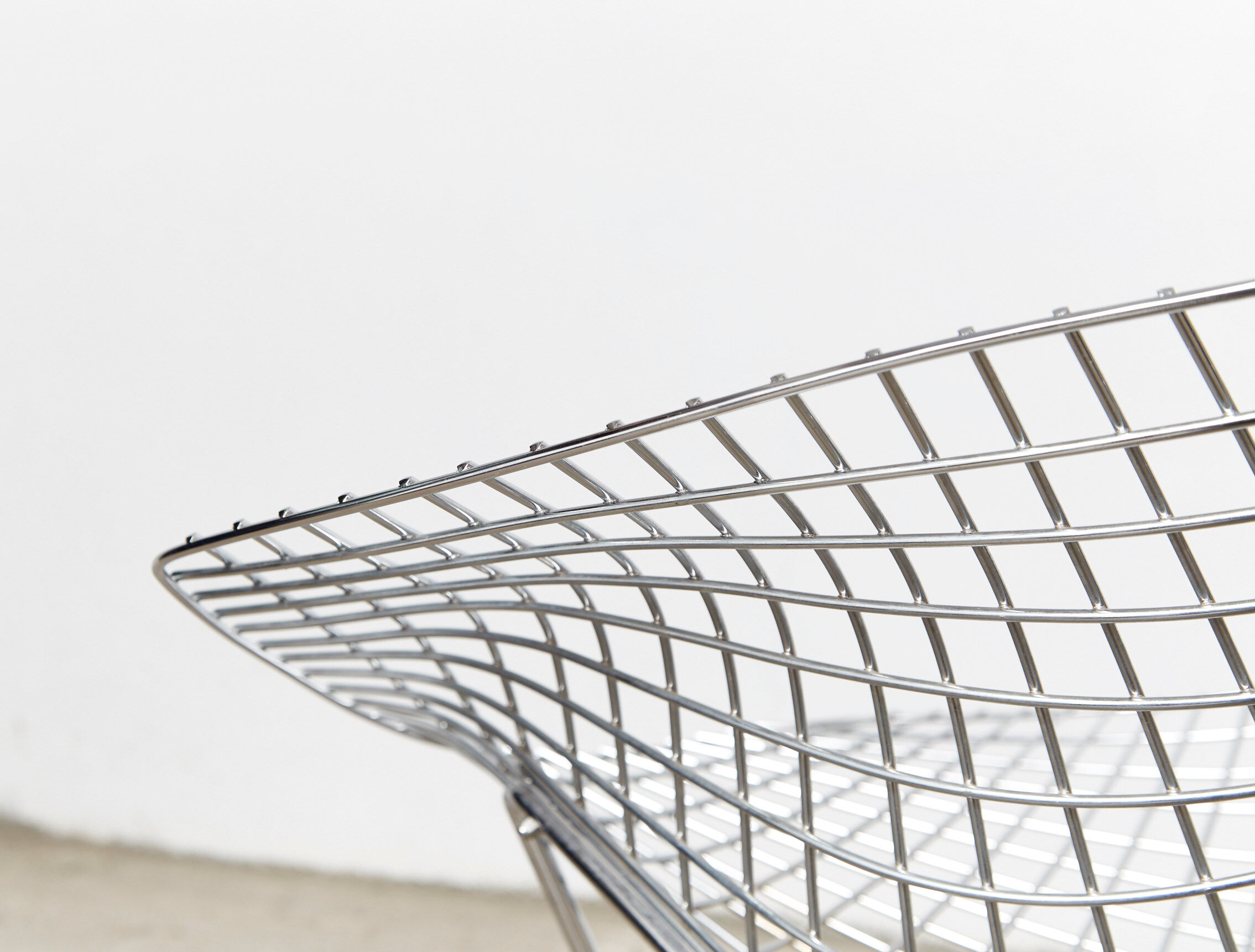 Harry Bertoia diamond chair 421 for Knoll International