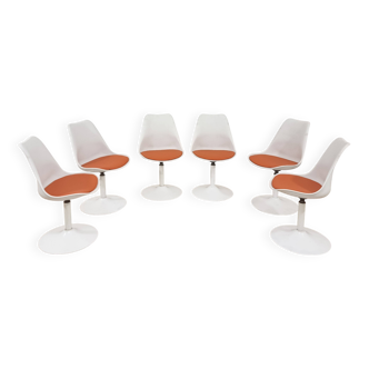 Beautiful set of tulip chairs from the 1960s