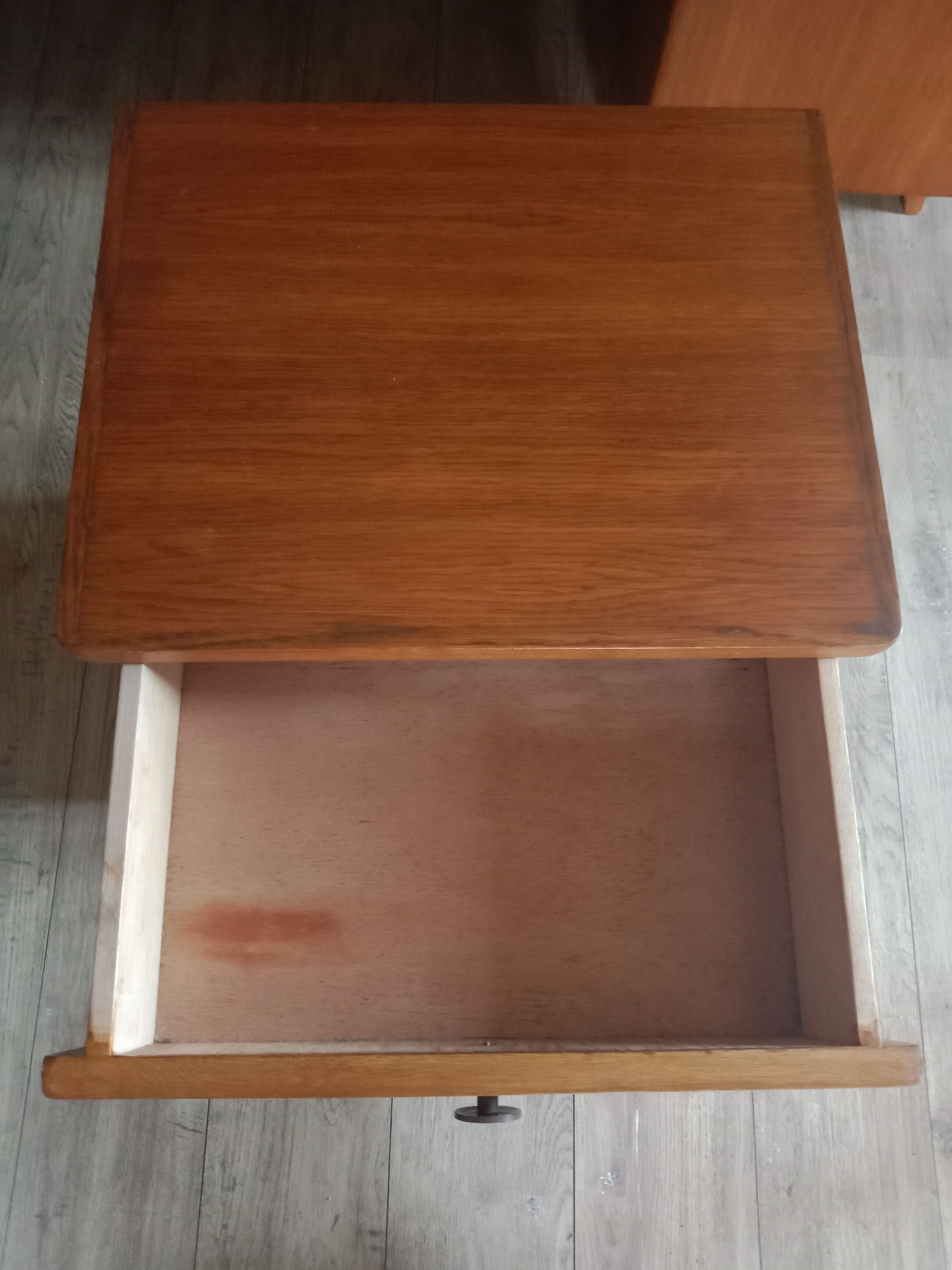 Pair of bedside feet compass