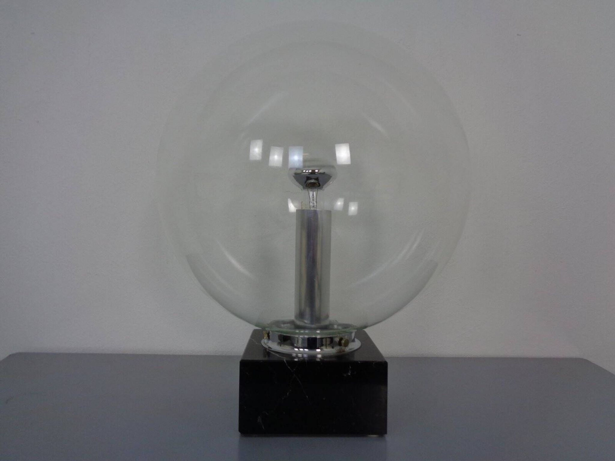 Large glass globe and marble table lamp from Erco, 1960s.