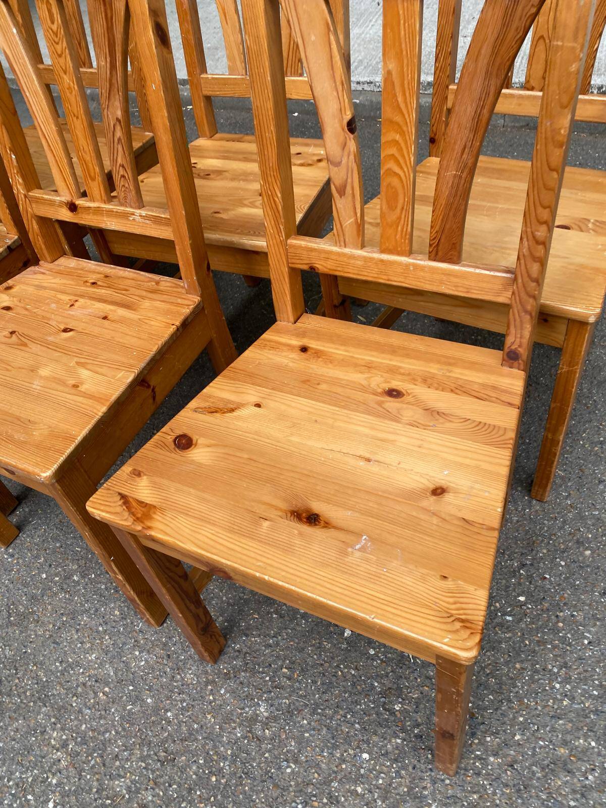 6 chaises à manger scandinaves en bois massif