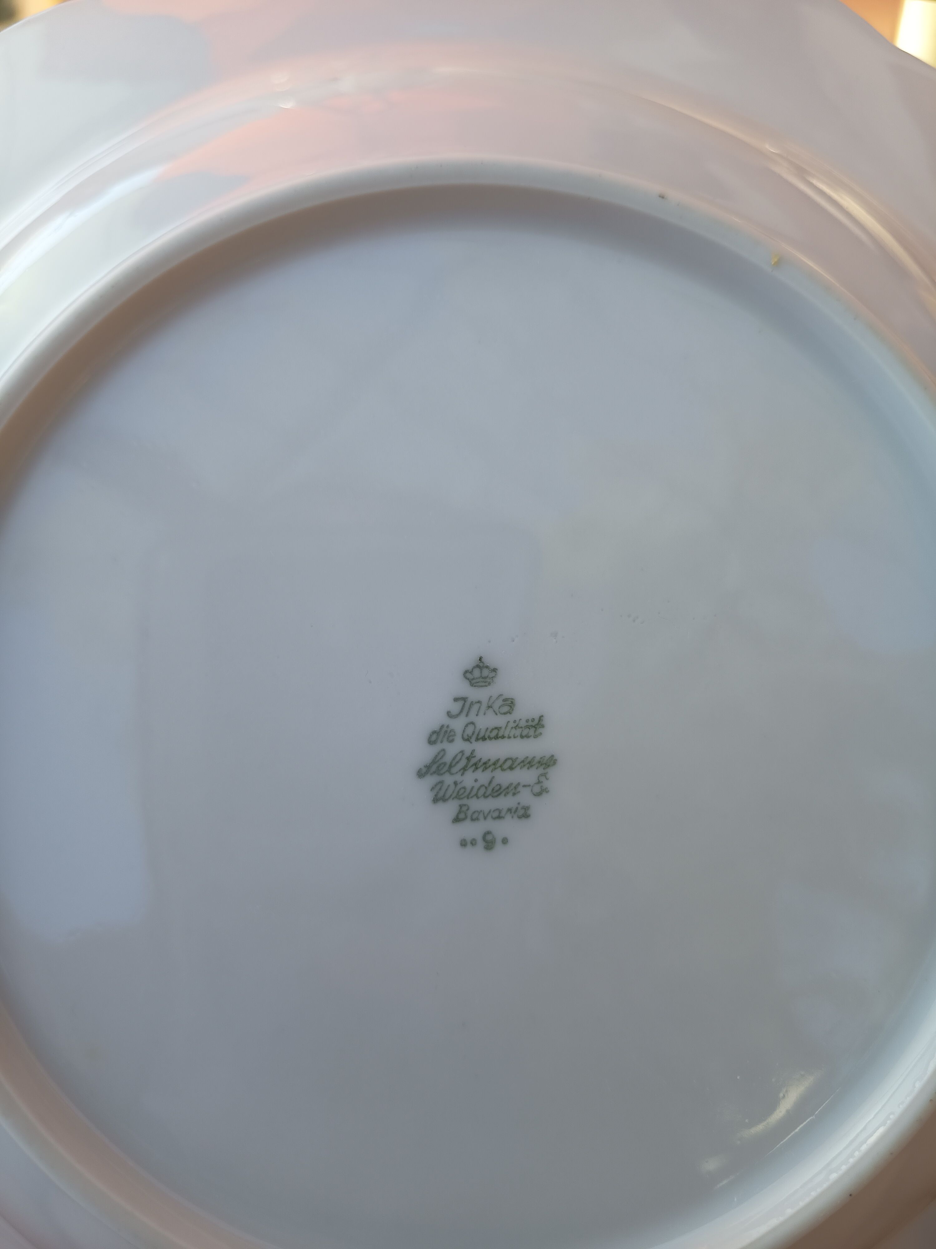 Lot de 9 assiettes creuses