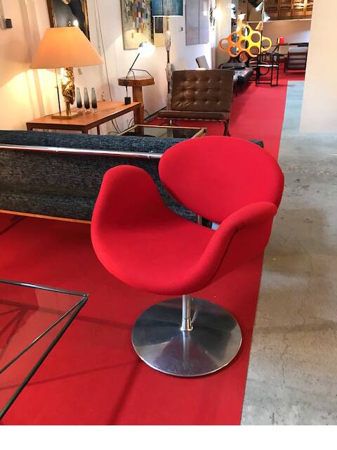 “Little Tulip” swivel armchair by Pierre Paulin for Artifort