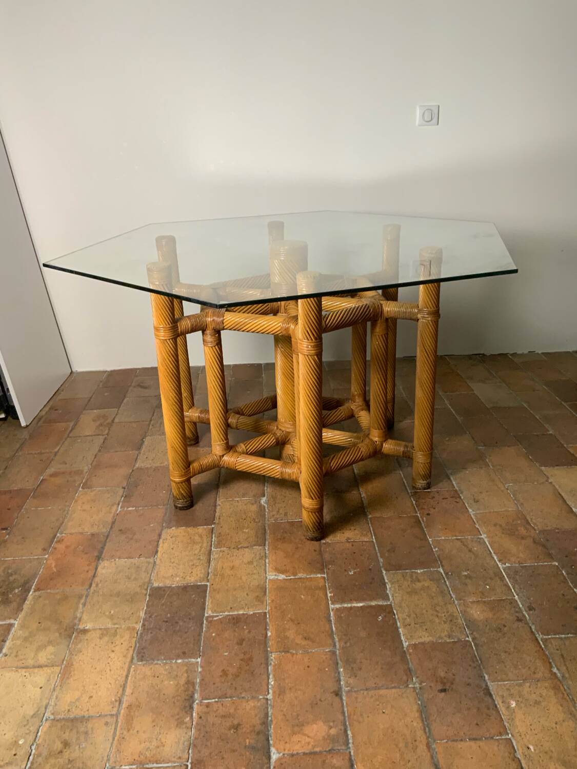 Dining table 80