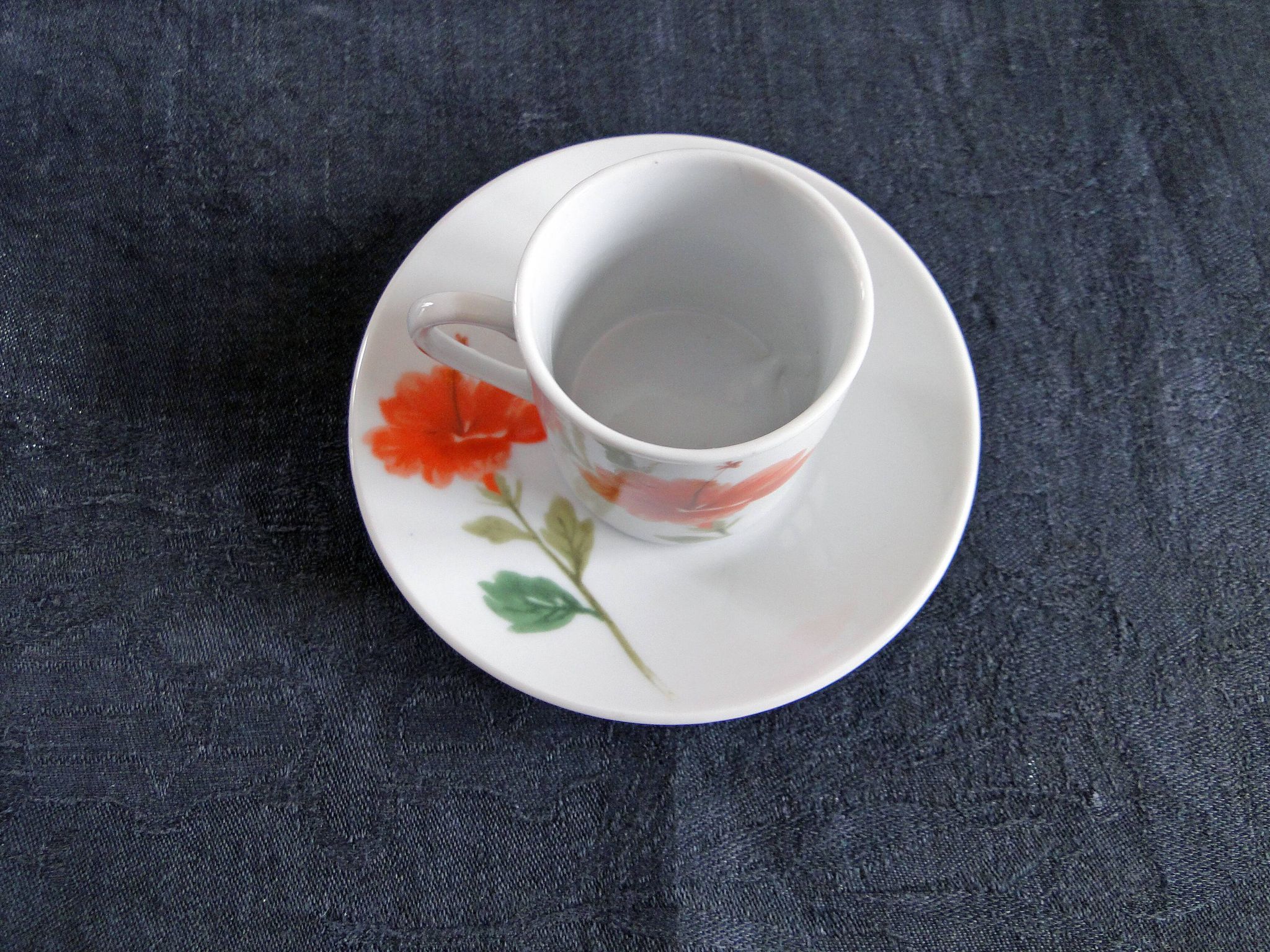 Coffee service 12 cups porcelain pattern poppy pottery of the Marais vintage 70s