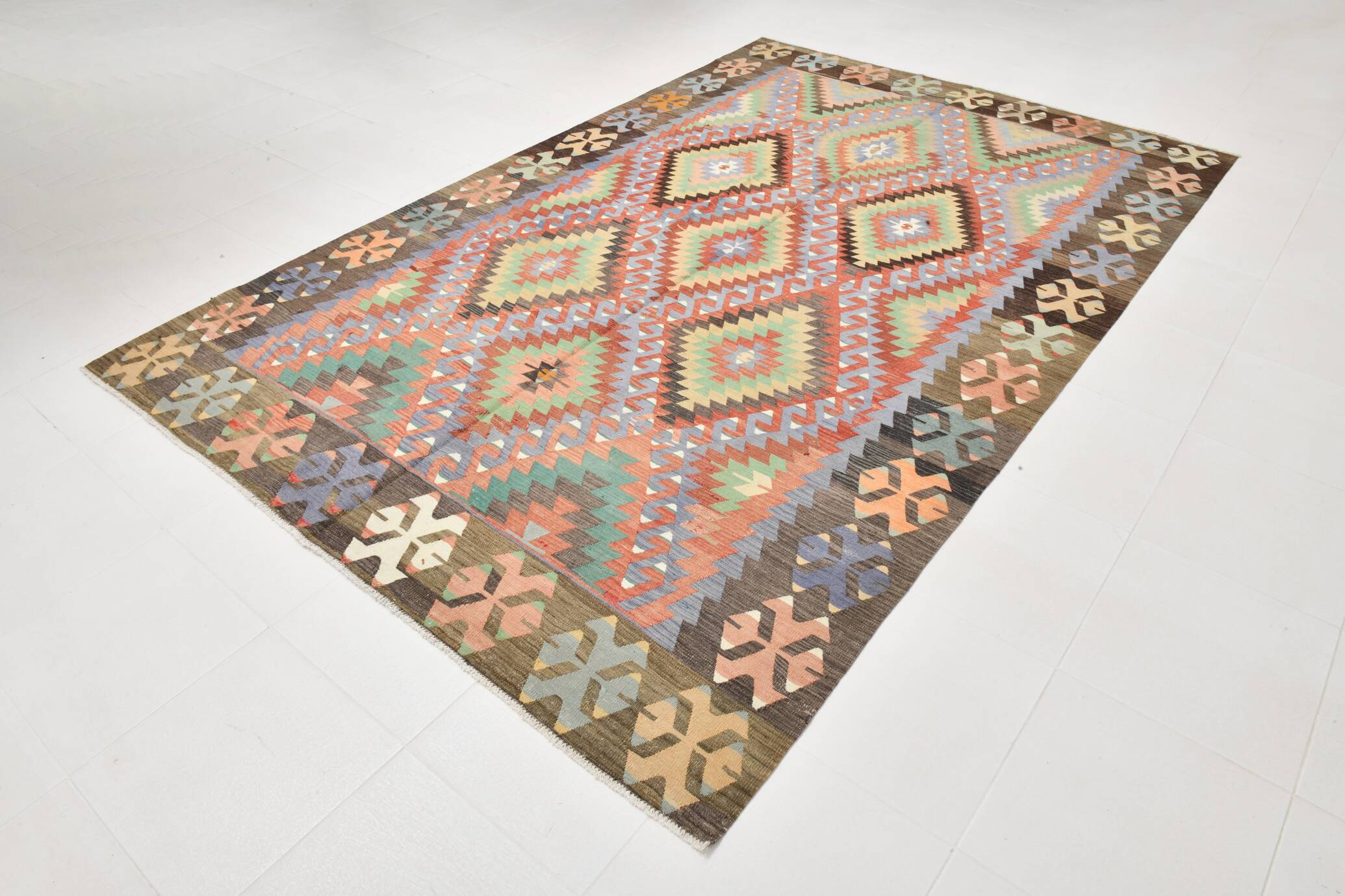 7x10 Multicolor Vintage Kilim Rug, Pattern Kilim Rug, 207x311 cm