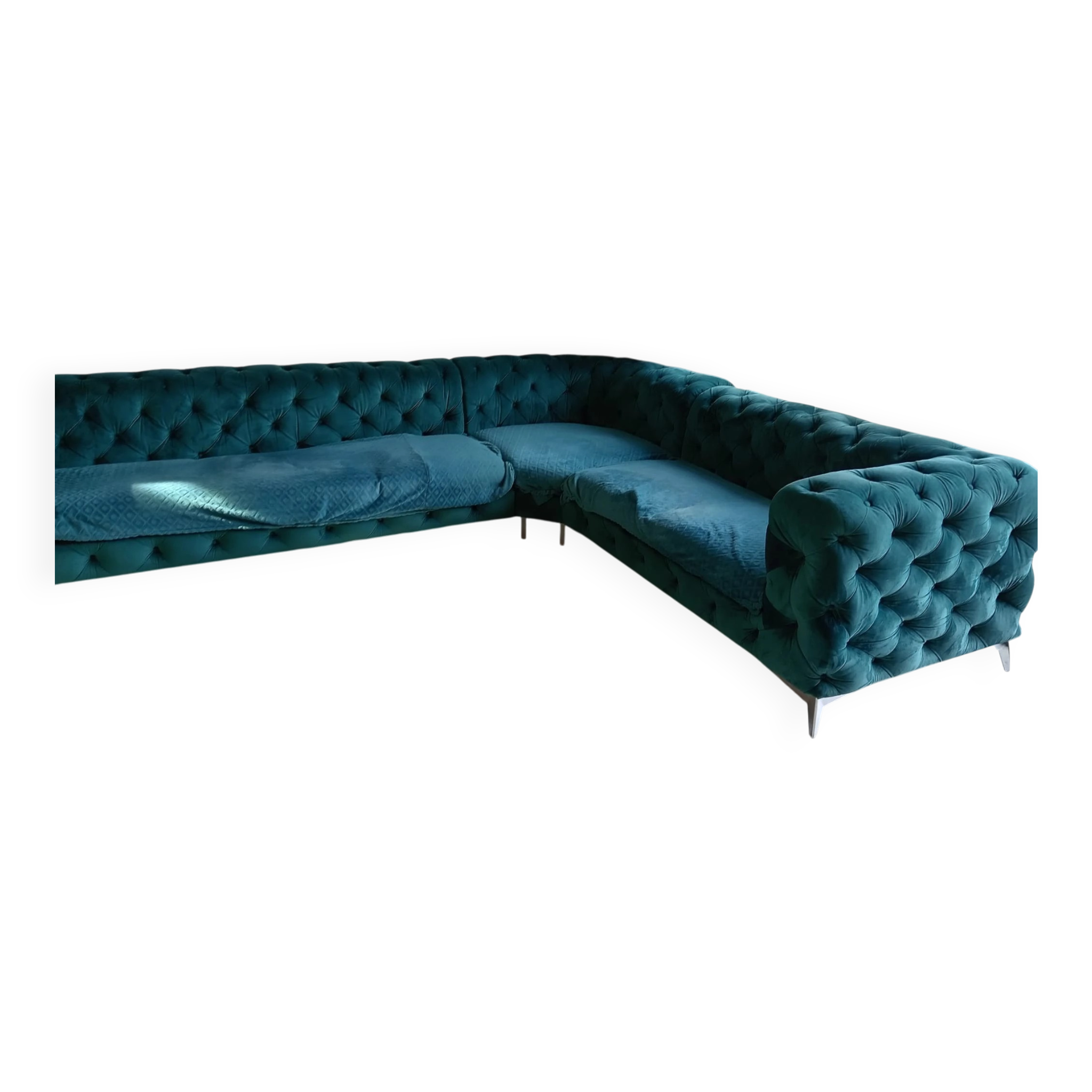 Chesterfield corner sofa in emerald green velvet, 6 seats.