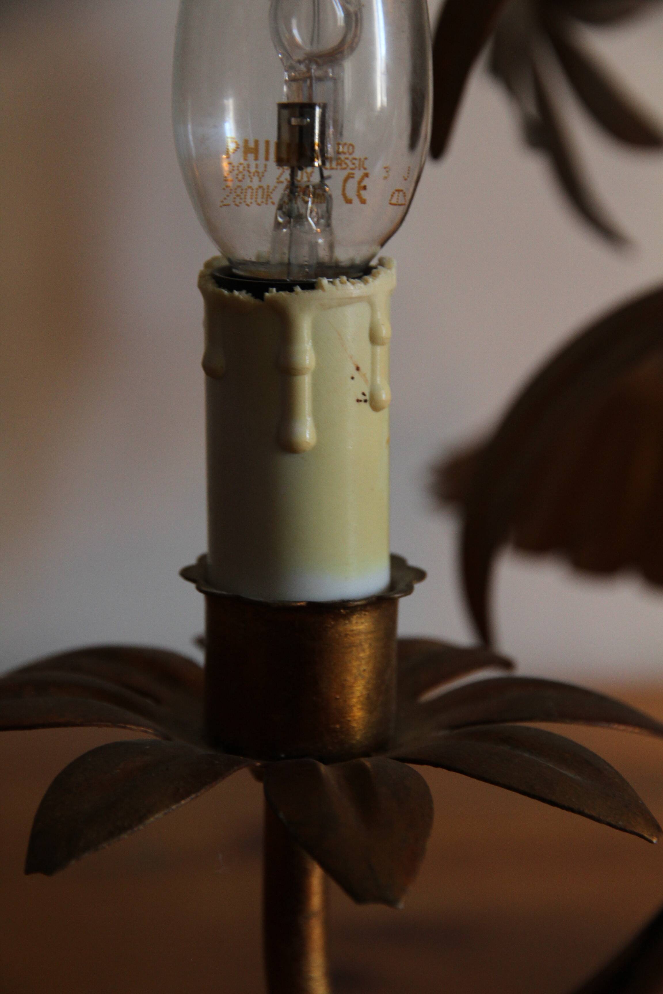 3-light flower bouquet chandelier in gilded bronze painted metal