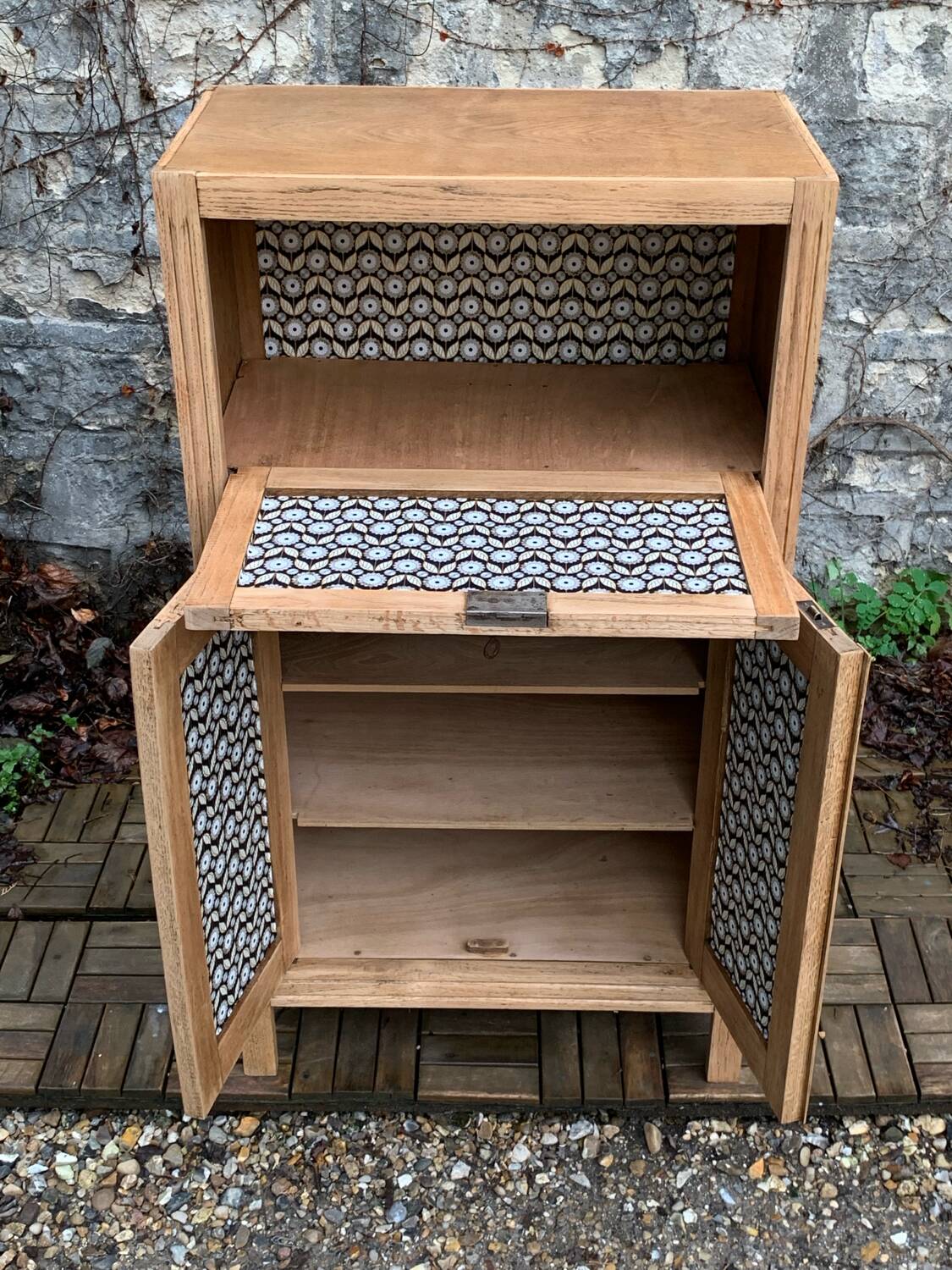 Parisian art deco sideboard in raw oak 1930
