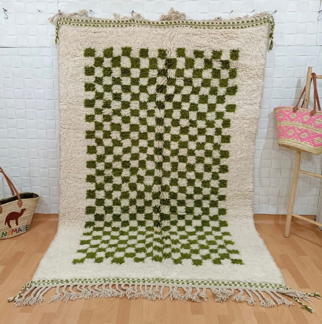 Berber carpet beni ouarain checkerboard white and green tiles wool, 270x170 cm
