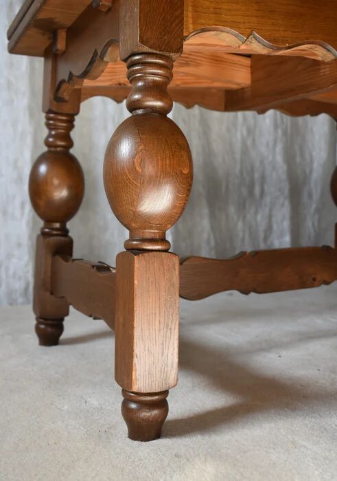 Scandinavian oak draw-leaf refectory-style coffee table, circa 1960s