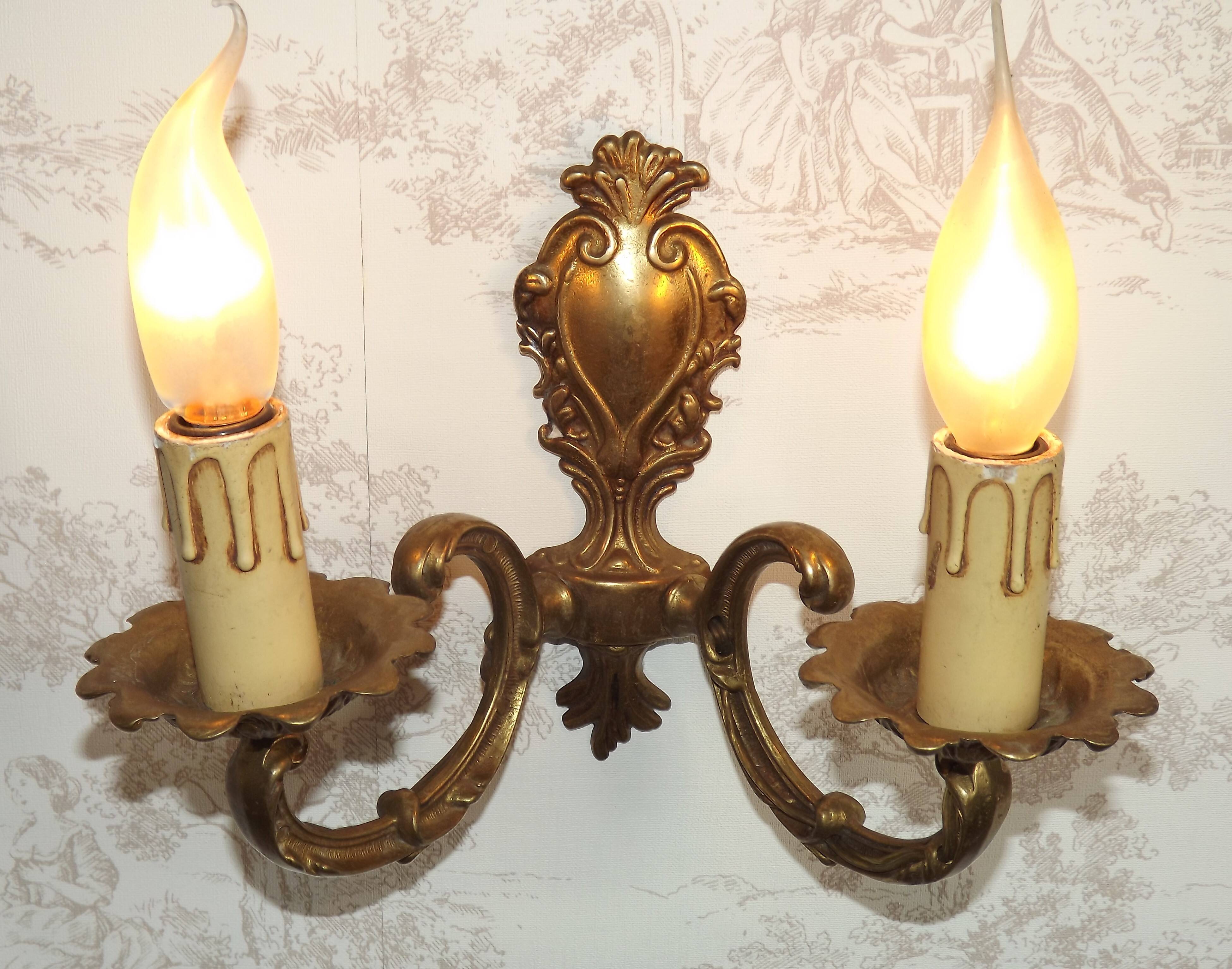 Vintage French Traditional Style Bronze Double Wall Light 5351