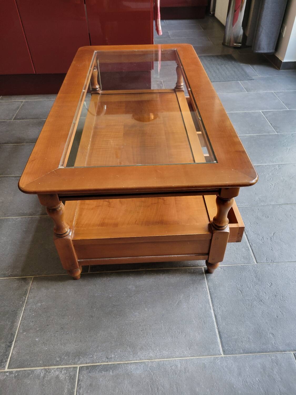 Coffee table with 2 drawers in solid cherry wood and glass.