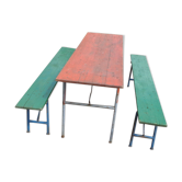 Set table de jardin et bancs colorés