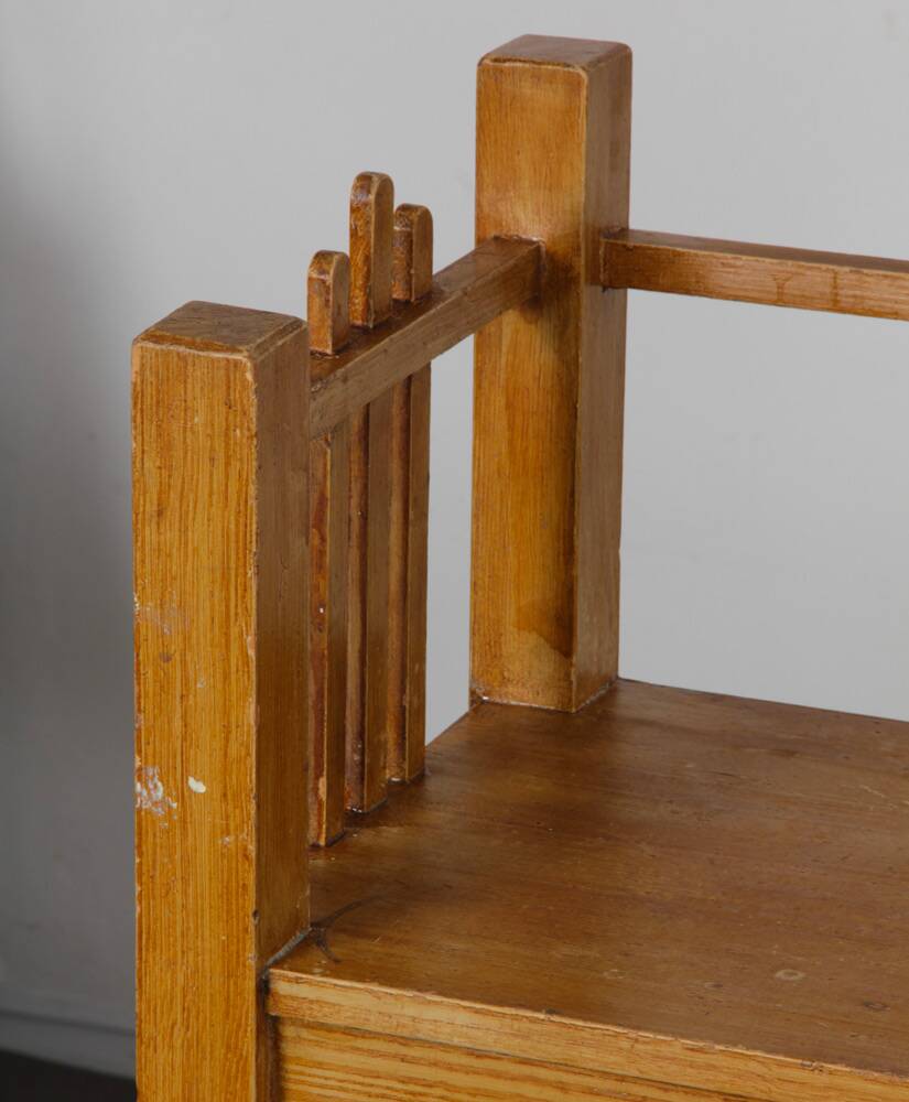 Etagère en bois datant des années 1960