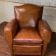 Fauteuil club en cuir français Chapeau de Gendarme en caramel C 1950
