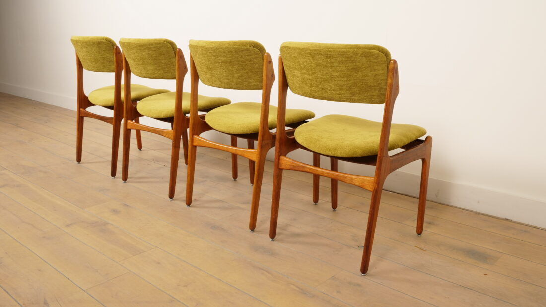 4 chaises de salle à manger | Erik Buch | Modèle 49 | Palissandre | Rembourrées