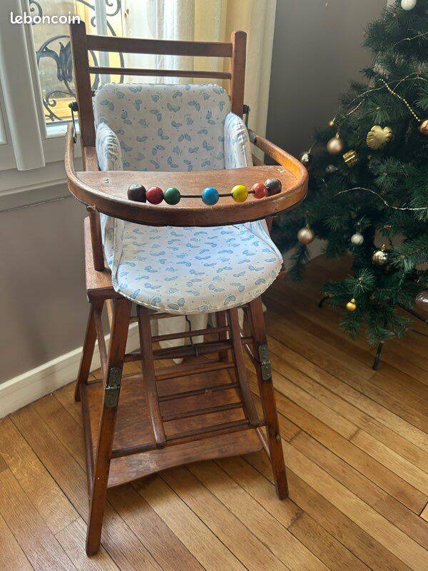 Vintage wooden high chair