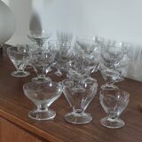 Art Deco glassware service, 21 pieces.