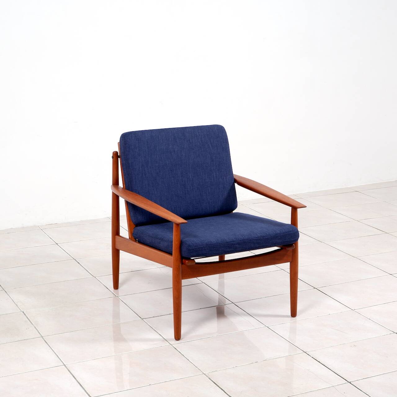 2 fauteuils lounge en teck par Arne Vodder pour Glostrup Mobelfabrik