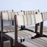 Komplet sześciu krzeseł proj. E Buch, Dania, 60s