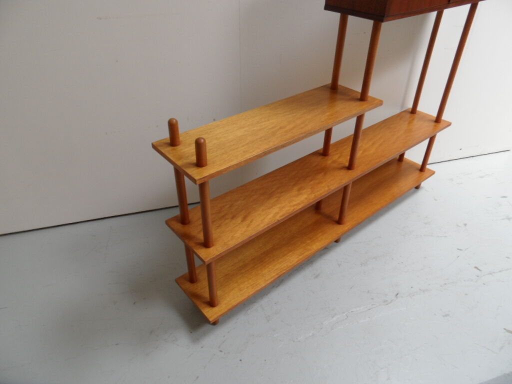 Vintage roomdivider open bookcase